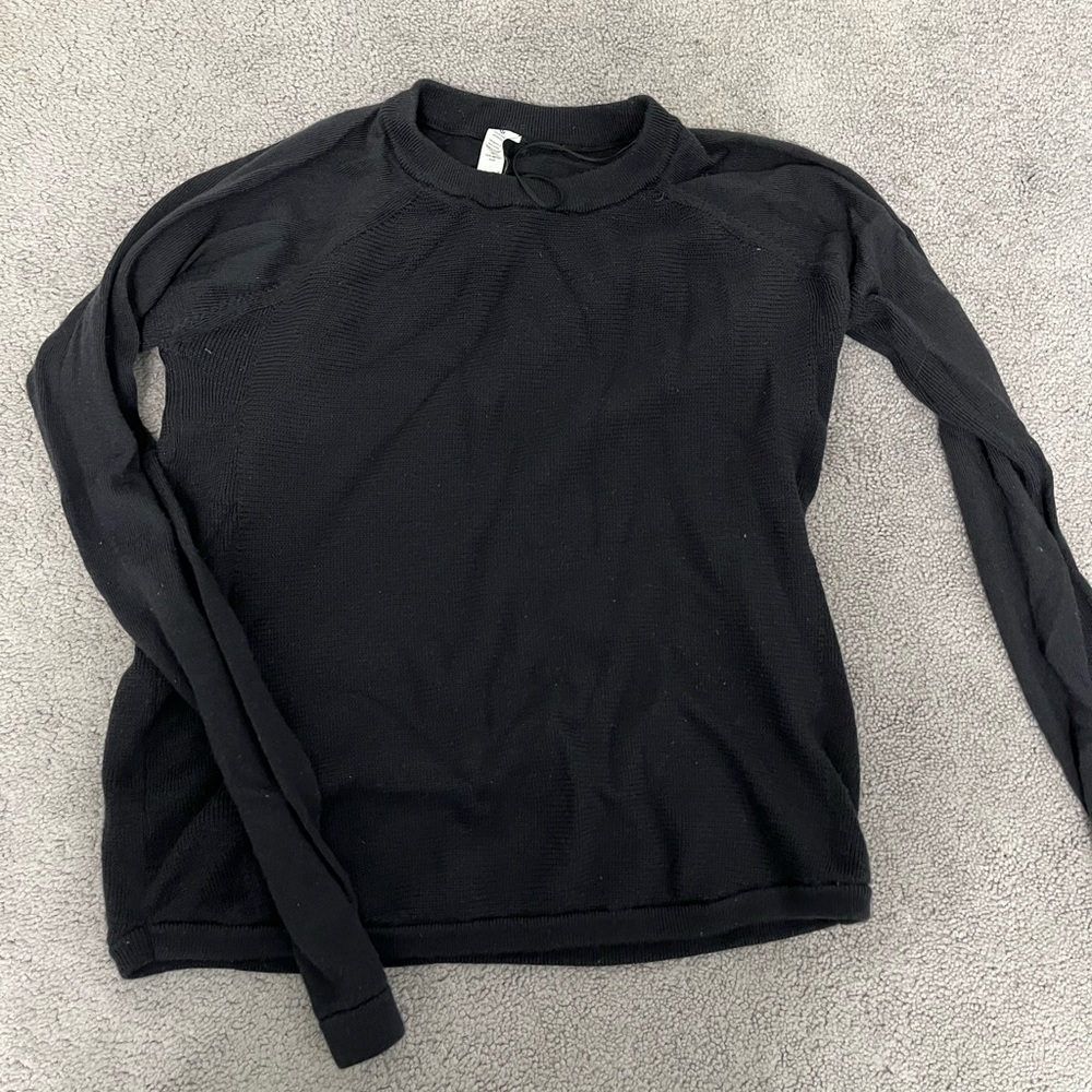 Lululemon black sweater